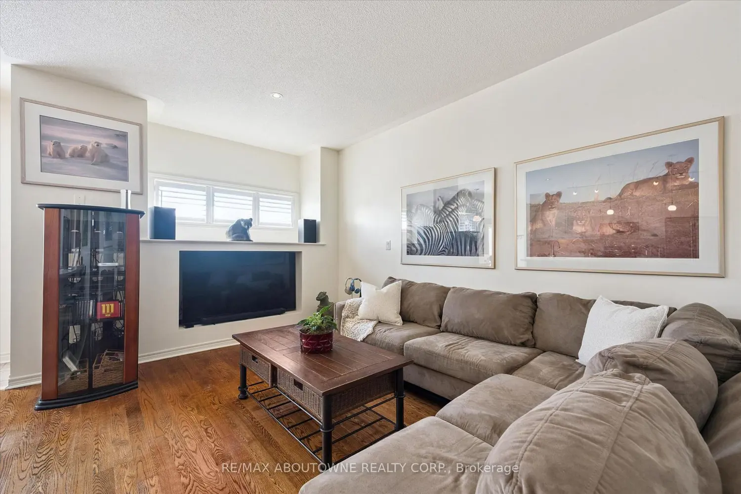 Additional image 12 of 2484 Capilano Crescent