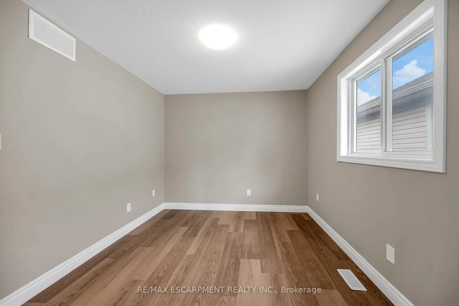 Additional image 10 of 83 Marion Street