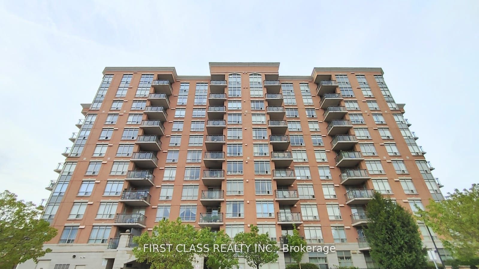 802-130 Pond Drive, Markham, ON, L3T 7W5