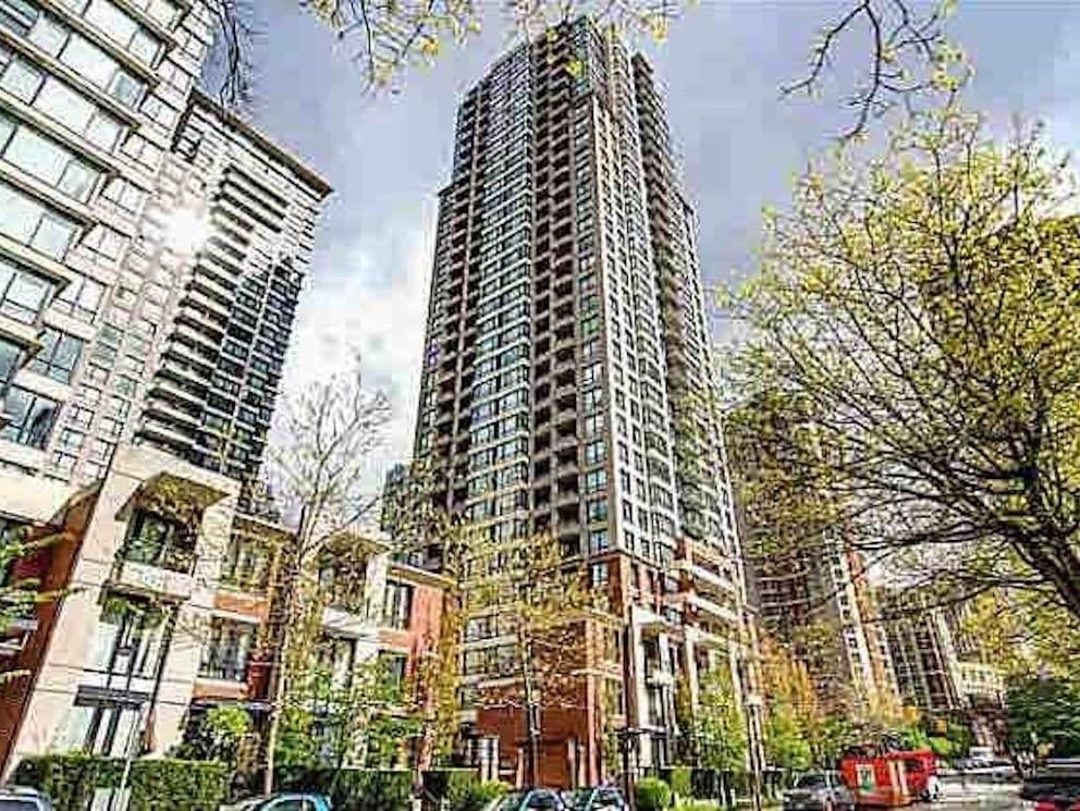 3303-909 Mainland Street, Vancouver, BC, V6B 1S3