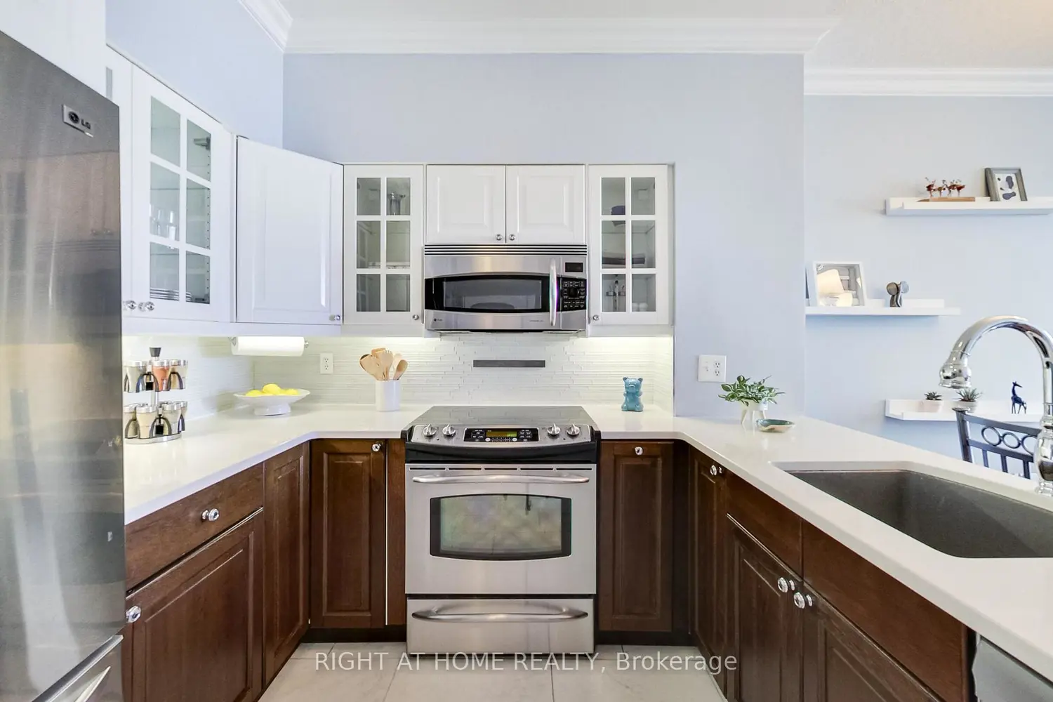 Additional image 7 of 55 Harrison Garden Boulevard Ph6
