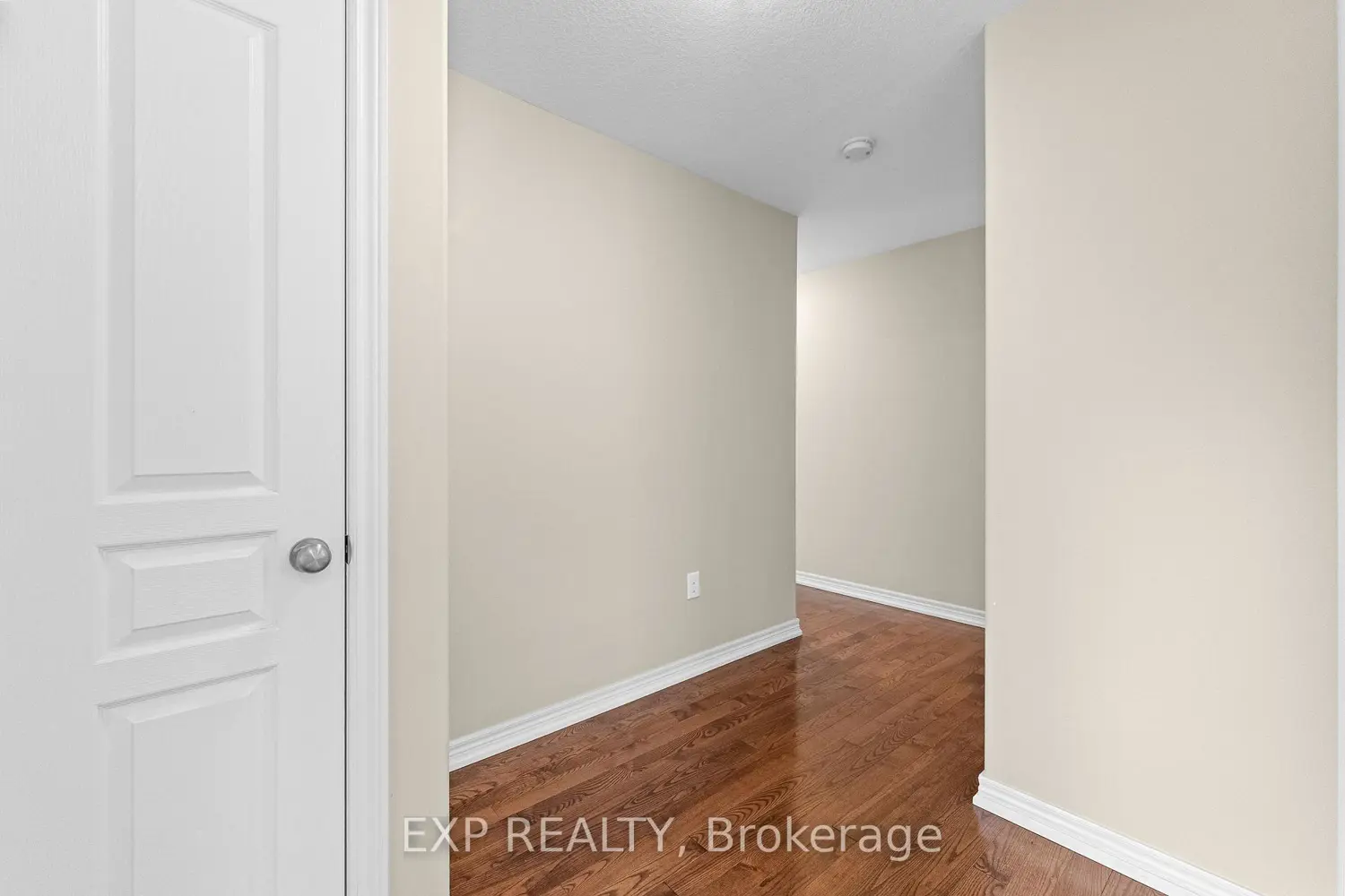 Additional image 11 of 4875 John Street