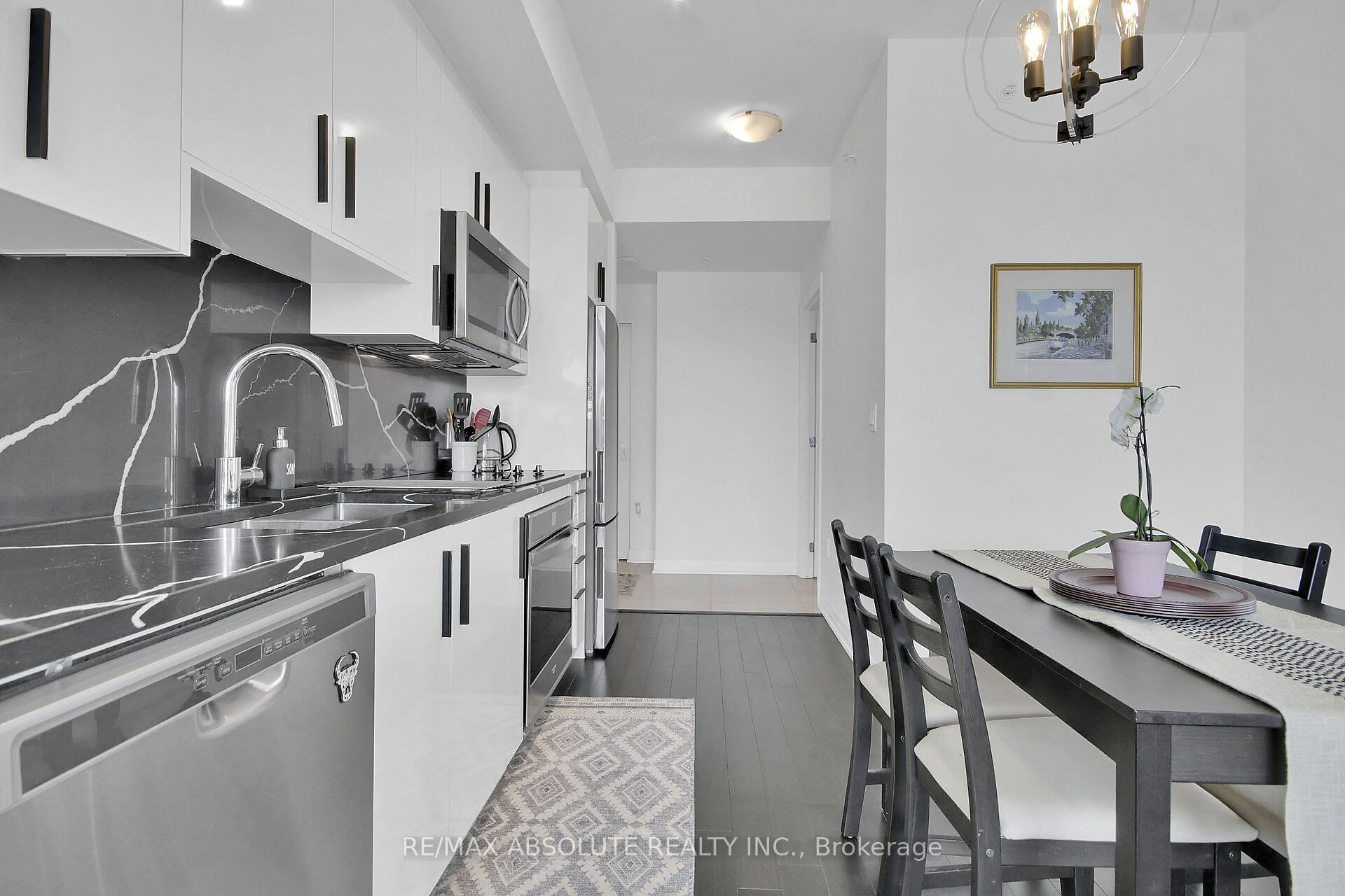 Additional image 6 of 902-805 Carling Avenue, Ottawa, ON, K1S 5W9