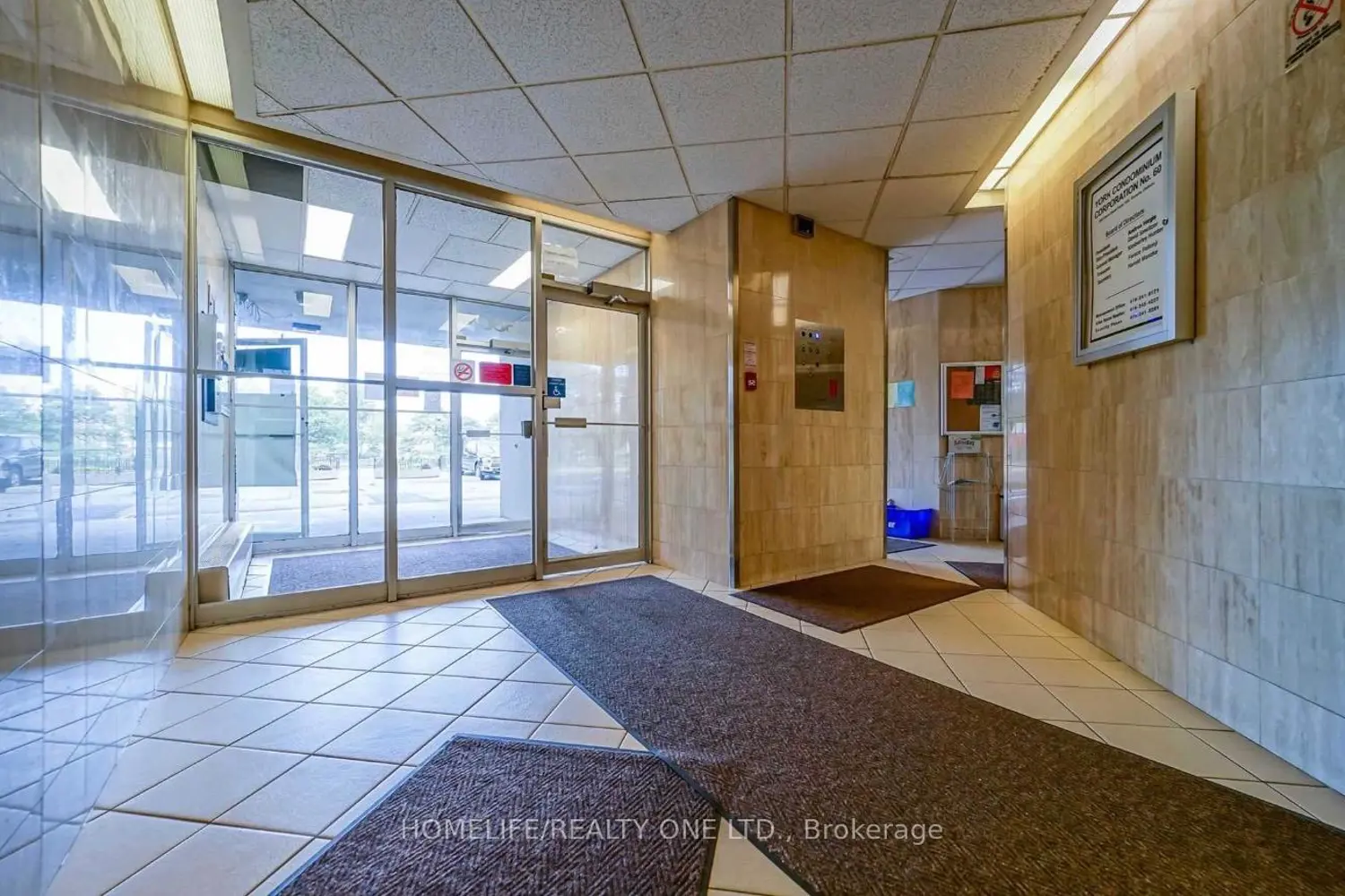 380 Dixon Road 1502