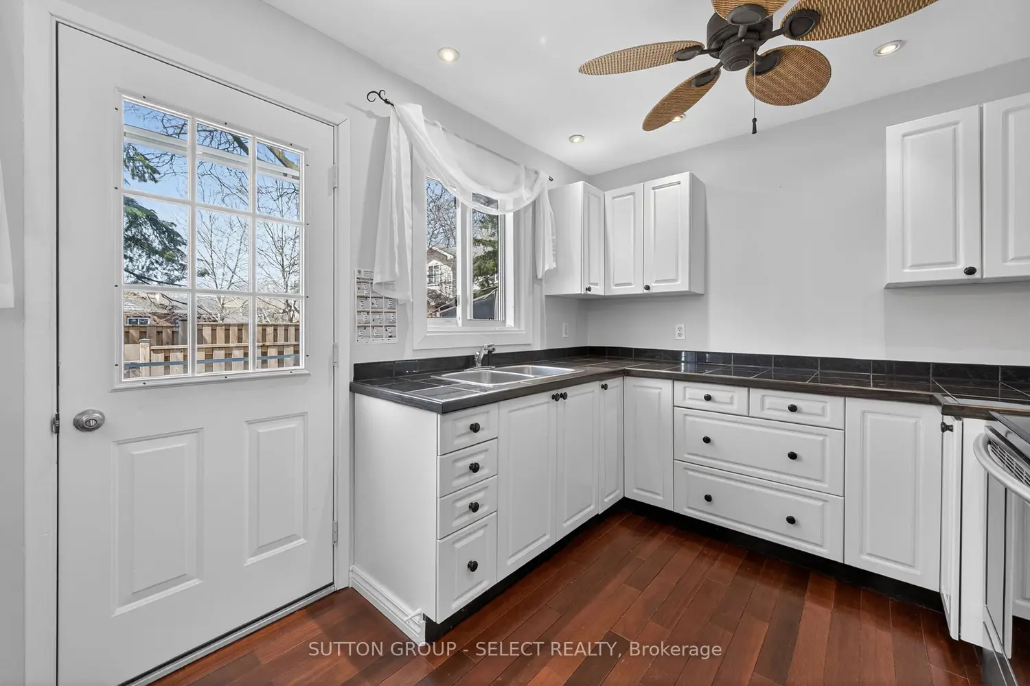 Additional image 8 of 700 Exeter Road 36
