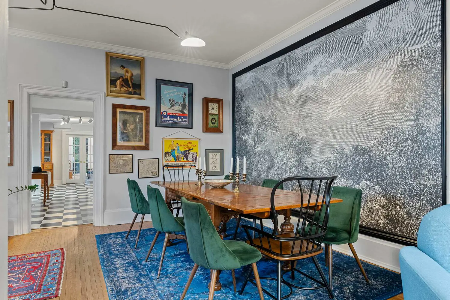 141 Walton Street photo 5