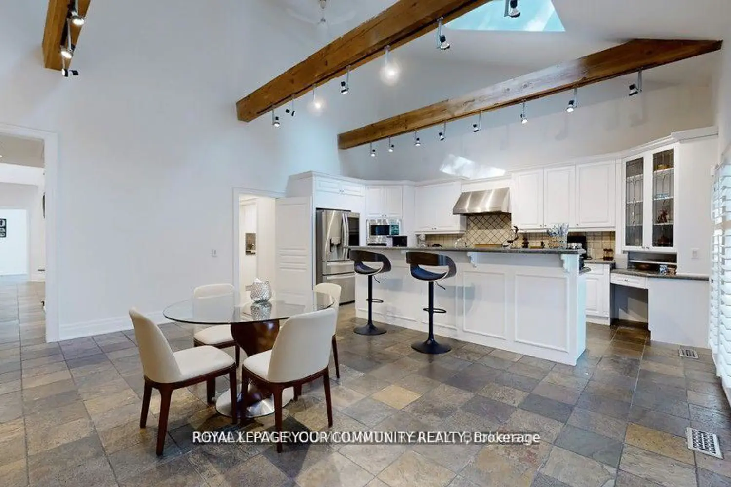 Additional image 8 of 43 Denham Drive