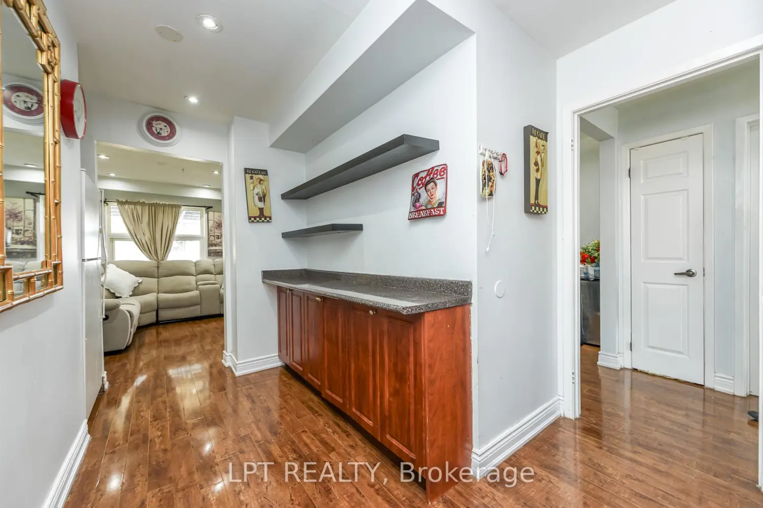 Additional image 3 of 7101 Codlin Avenue