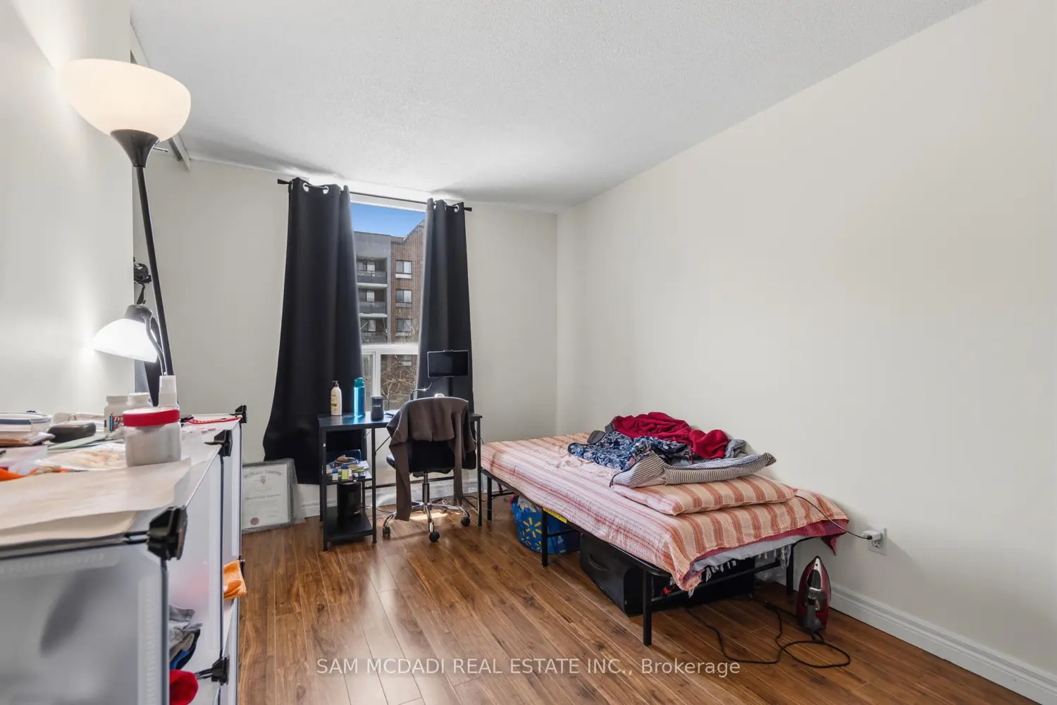 Additional image 16 of 400 York Boulevard 201
