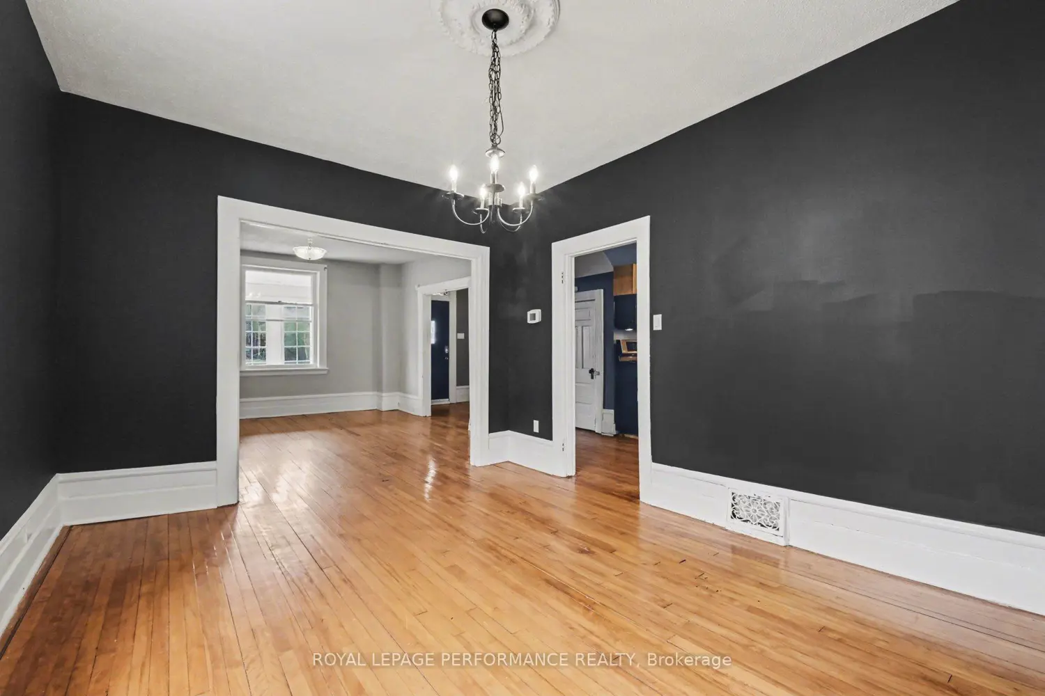 Additional image 5 of 506 Wentworth Avenue