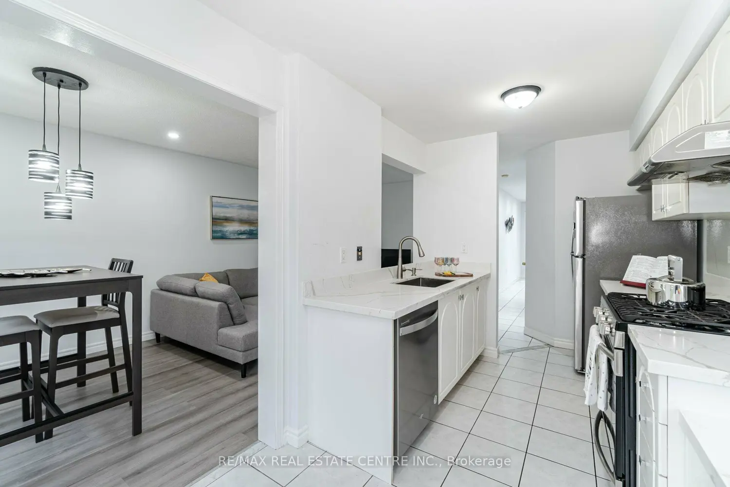 Additional image 6 of 1591 South Parade Court 45