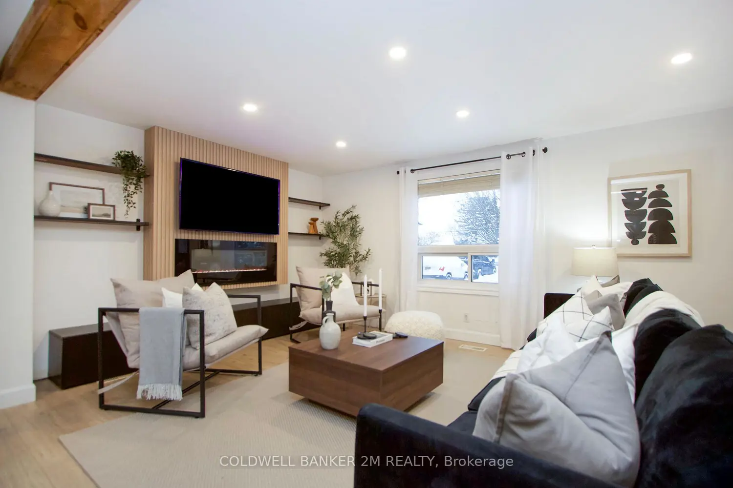 Additional image 3 of 812 Burnham Street