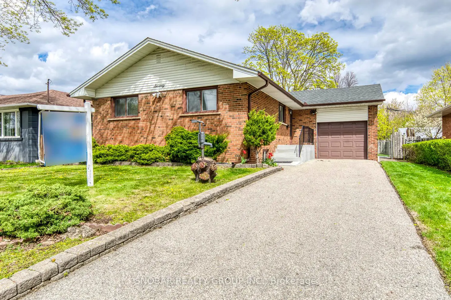 70 Lavington Drive