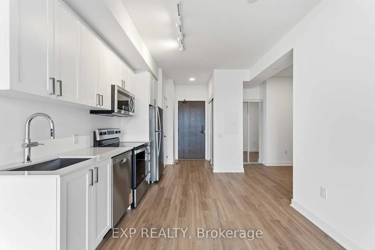 Additional image 5 of 2782 Barton Street 1402