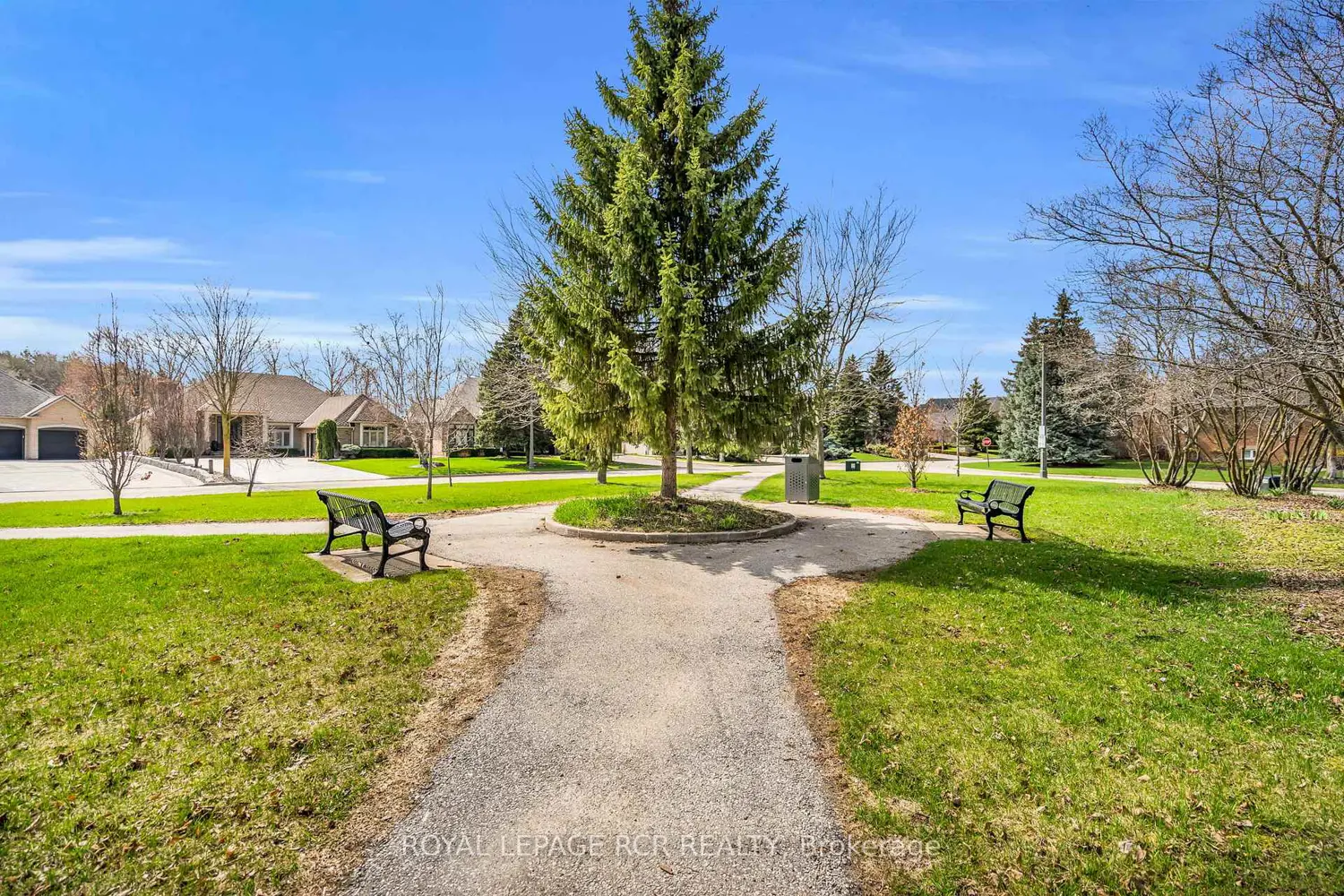 Additional image 20 of 70 English Daisy Court