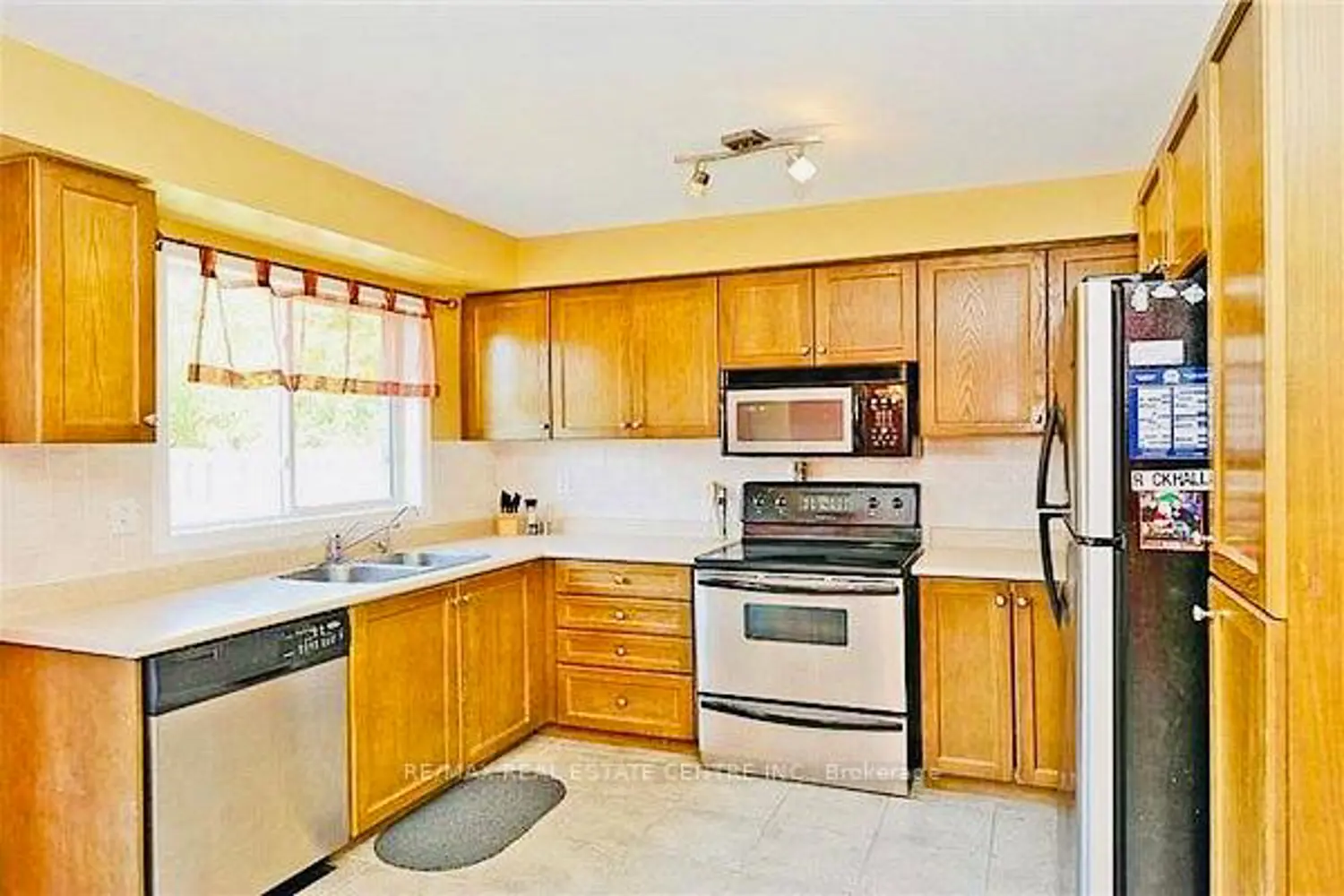 Additional image 8 of 5673 Flora Drive