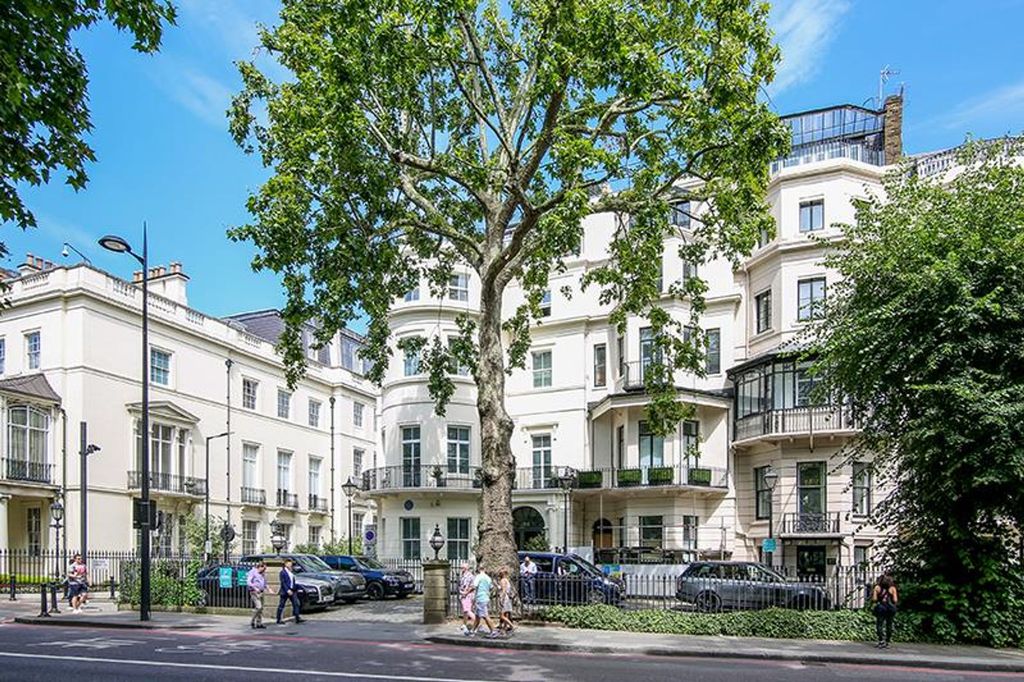 4 bed flat to rentPark Lane, London W1K