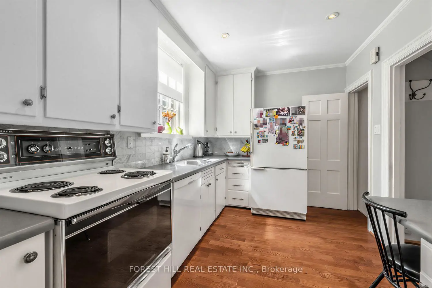 Additional image 6 of 339 Cortleigh Boulevard