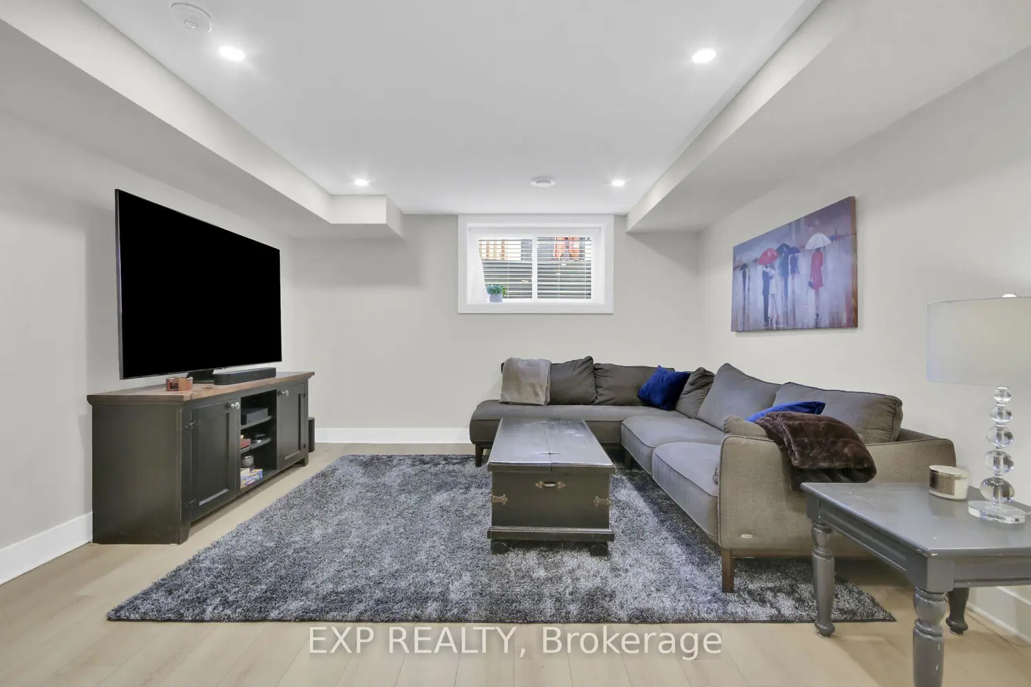 Additional image 14 of 374 Honeyborne Street