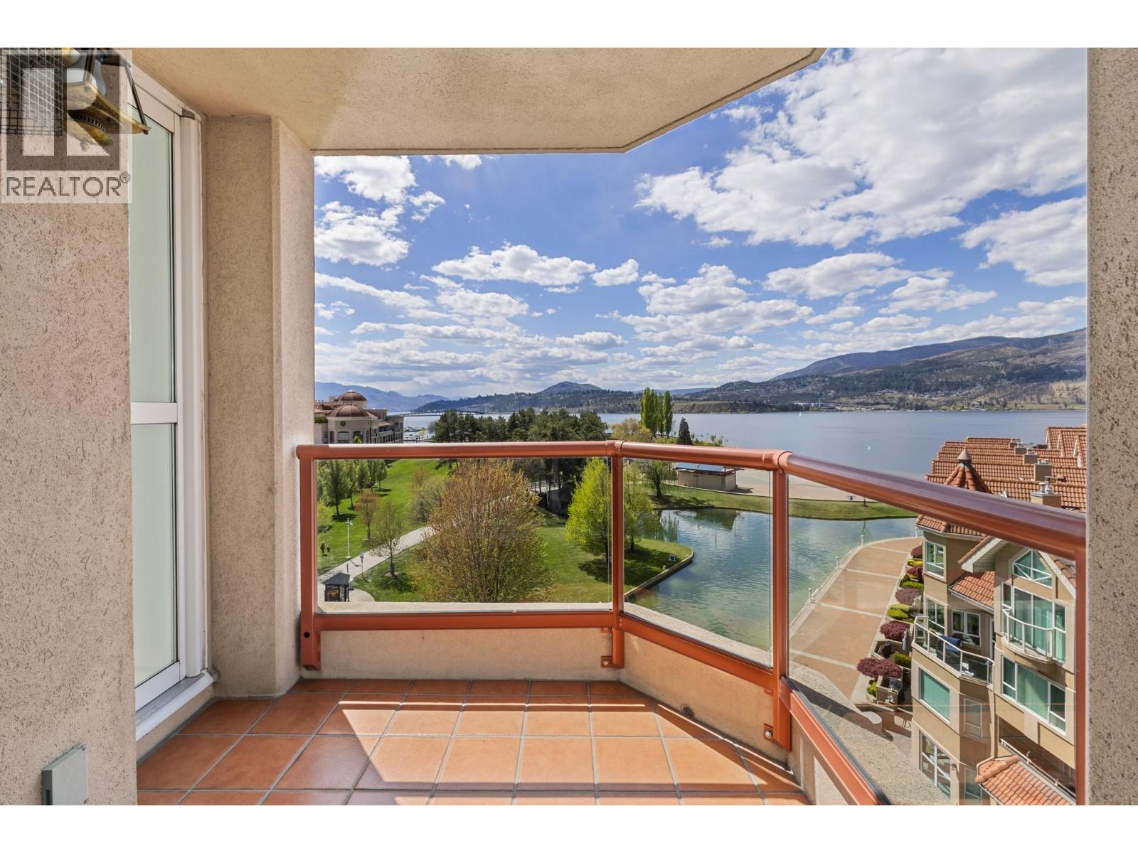 701-1160 Sunset Drive, Kelowna, BC, V1Y9P7