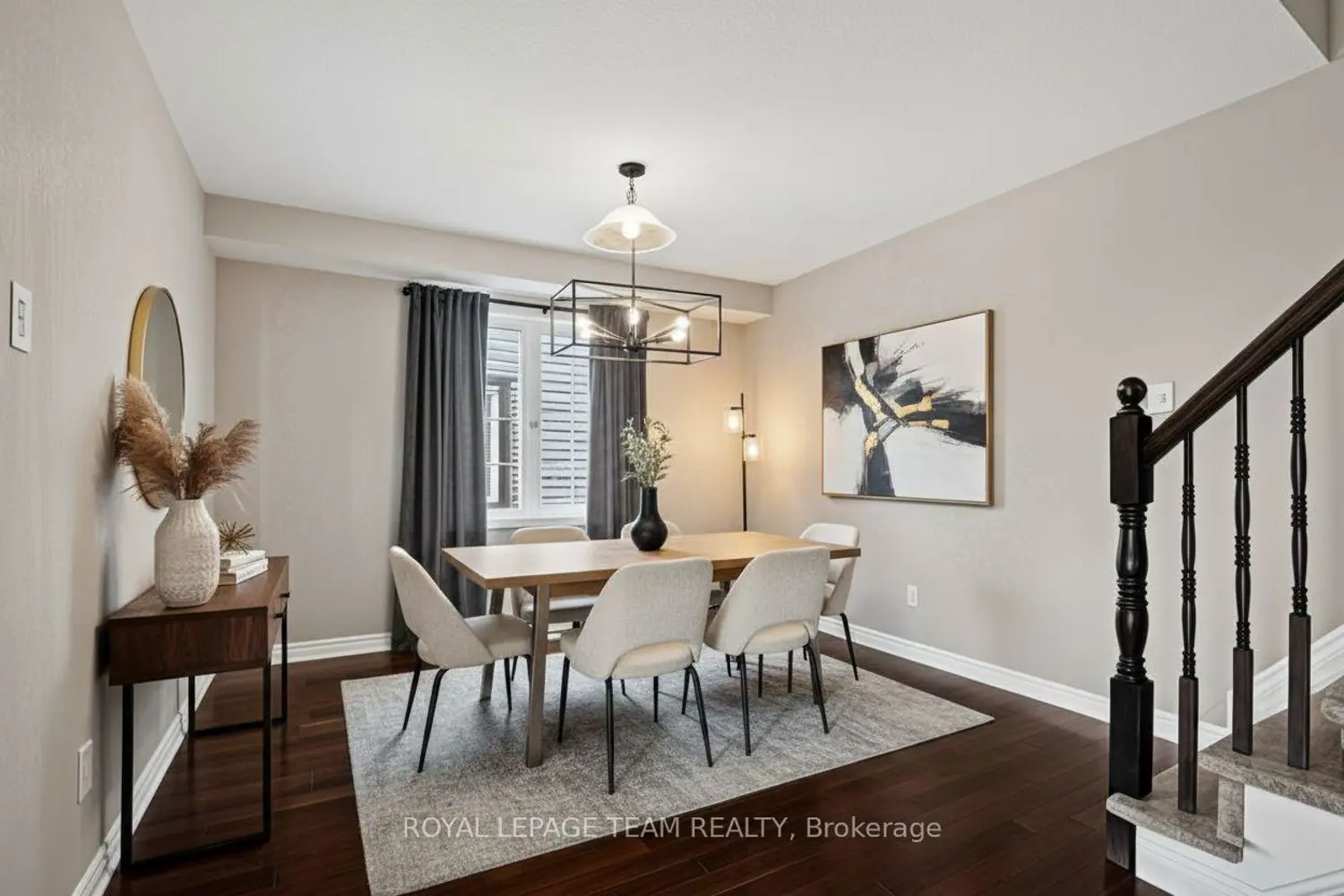 127 Grenadine Street photo 4