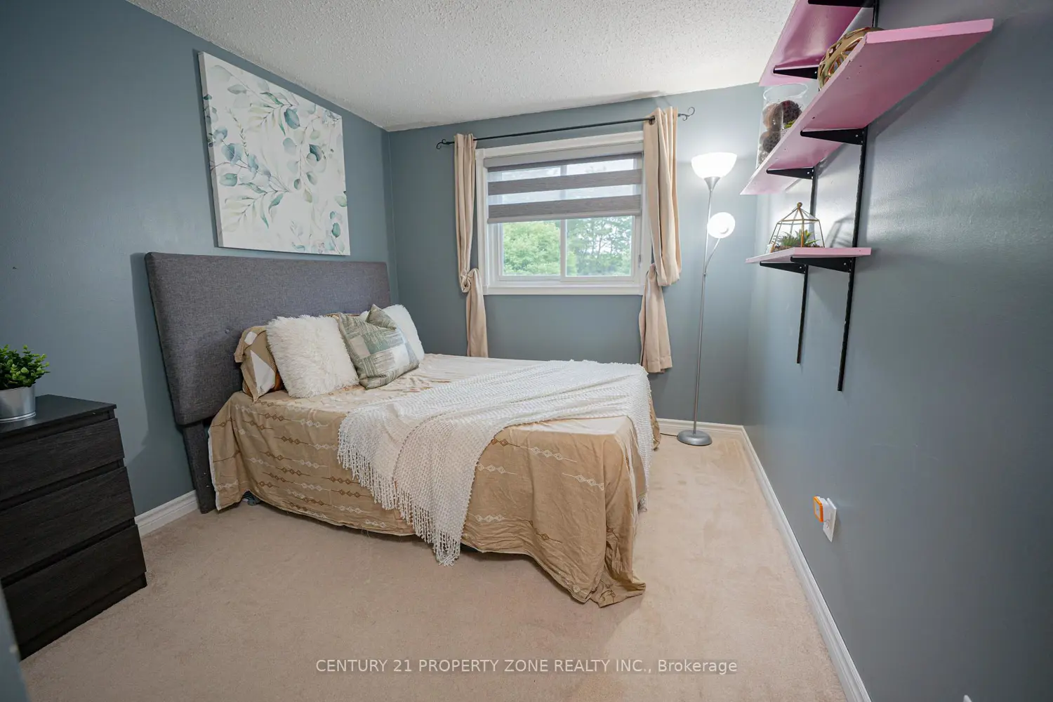 Additional image 14 of 92 Highland Crescent