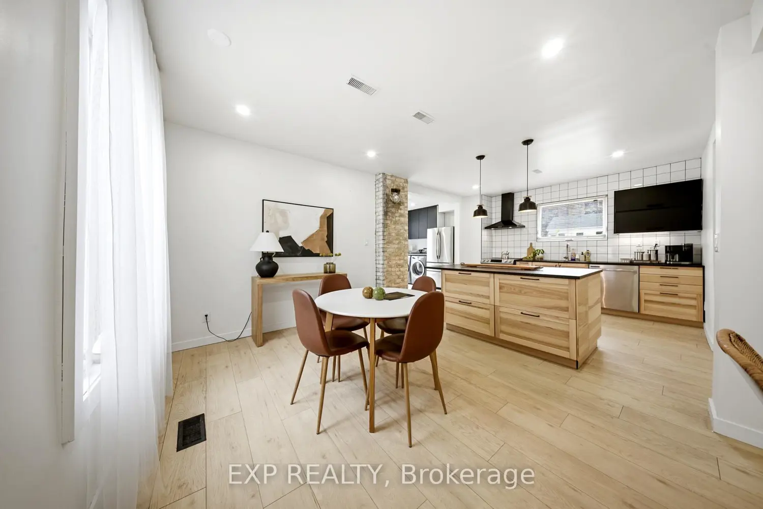 Additional image 8 of 200 Madison Avenue