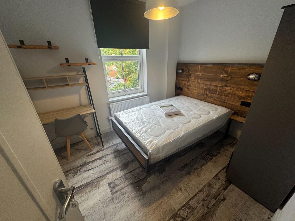 Additional image 7 of 5 bed shared accommodation to rentPeet Street, Derby DE22