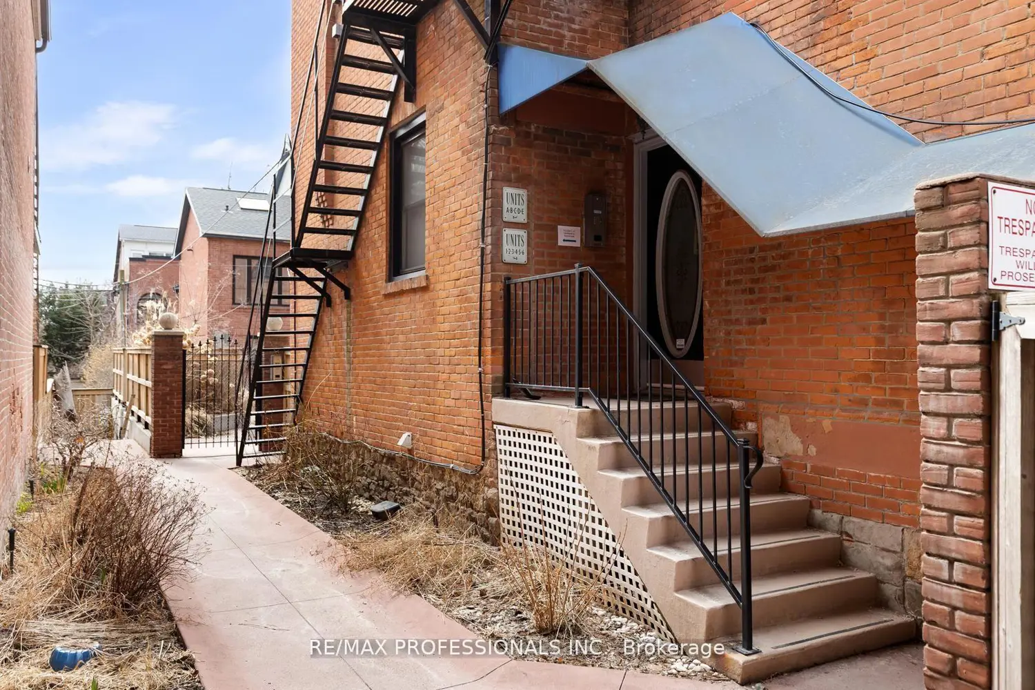 Additional image 2 of 253 Wellesley Street C