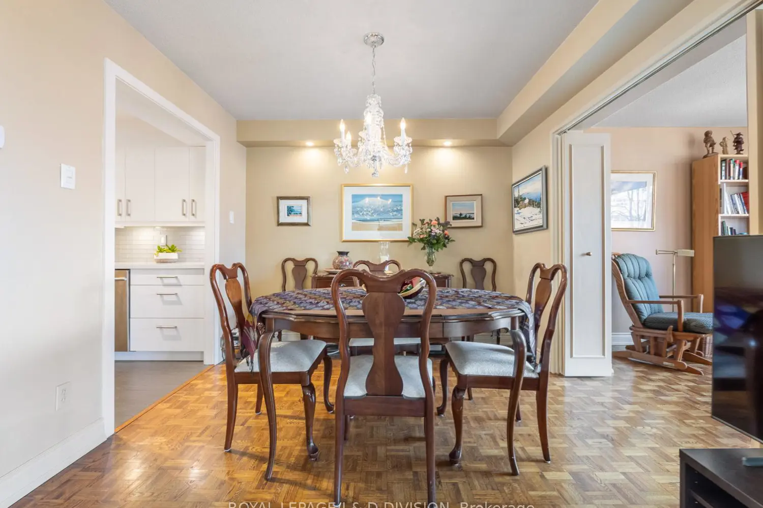 Additional image 7 of 63 St Clair Avenue 804