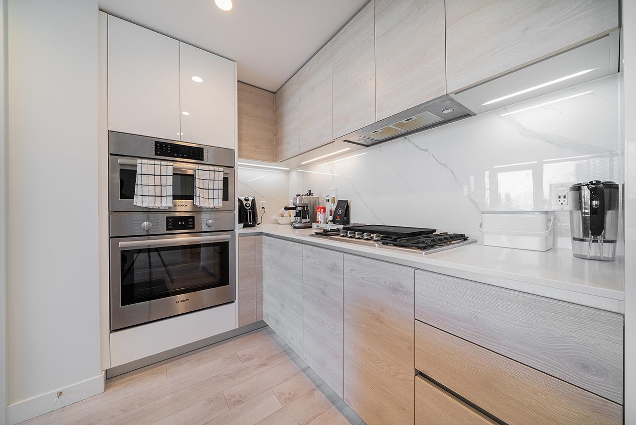 Additional image 5 of 305-2085 Skyline Court, Burnaby, BC, V5C 0M6
