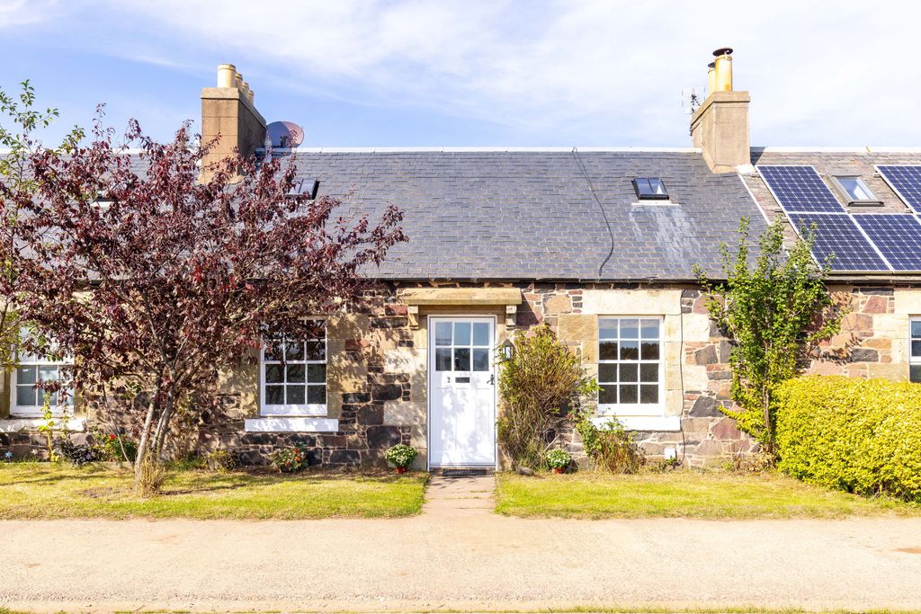 3 bed terraced house to rentLochhouses, Tyninghame, East Lothian EH42
