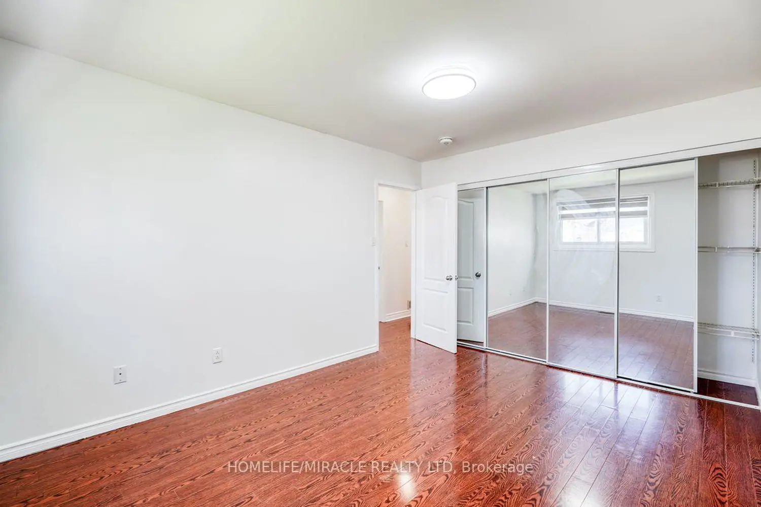 Additional image 9 of 40 Reigate Avenue