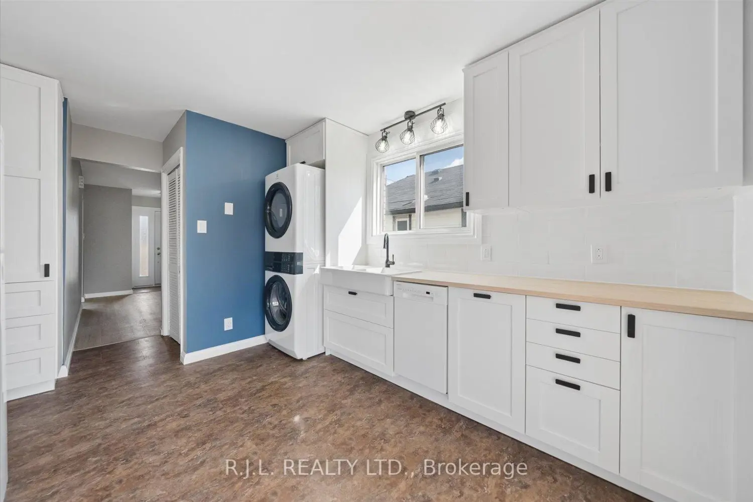 Additional image 5 of 567 Howden Street