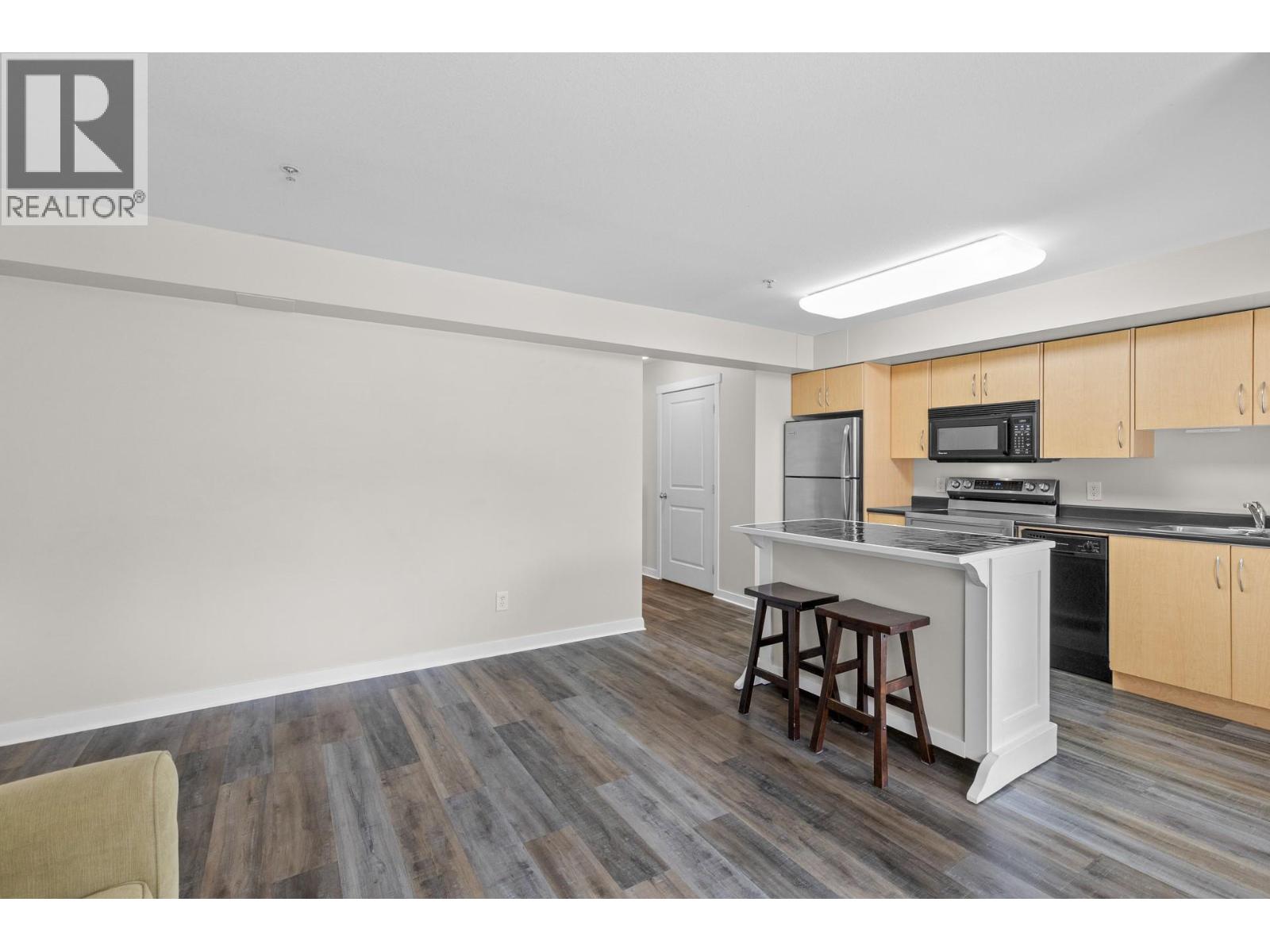Additional image 5 of 105A-1475 Glenmore Road North, Kelowna, BC, V1V2C5