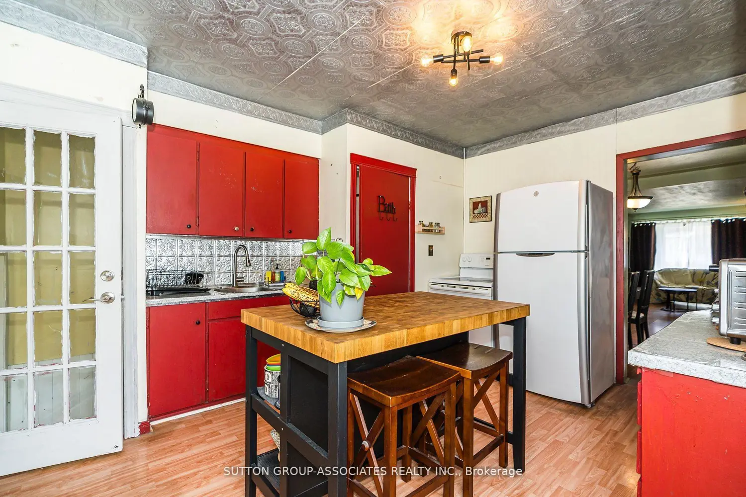 Additional image 12 of 16 North Bonnington Avenue