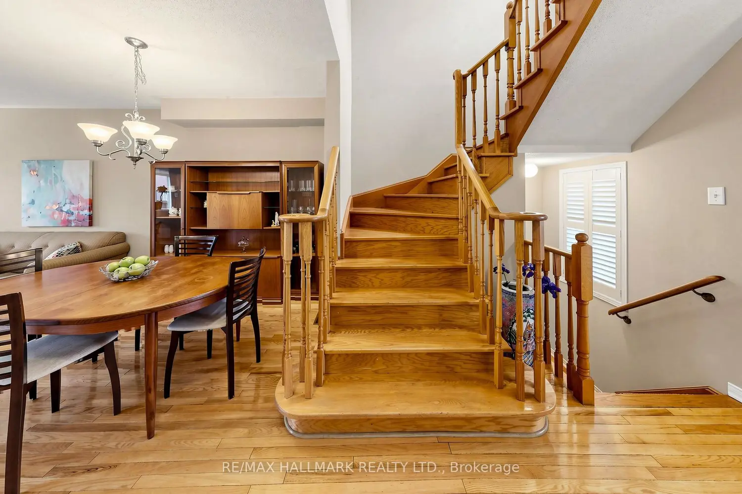 Additional image 10 of 72 Walkview Crescent