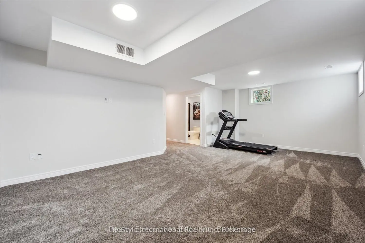 Additional image 19 of 55 Povey Road