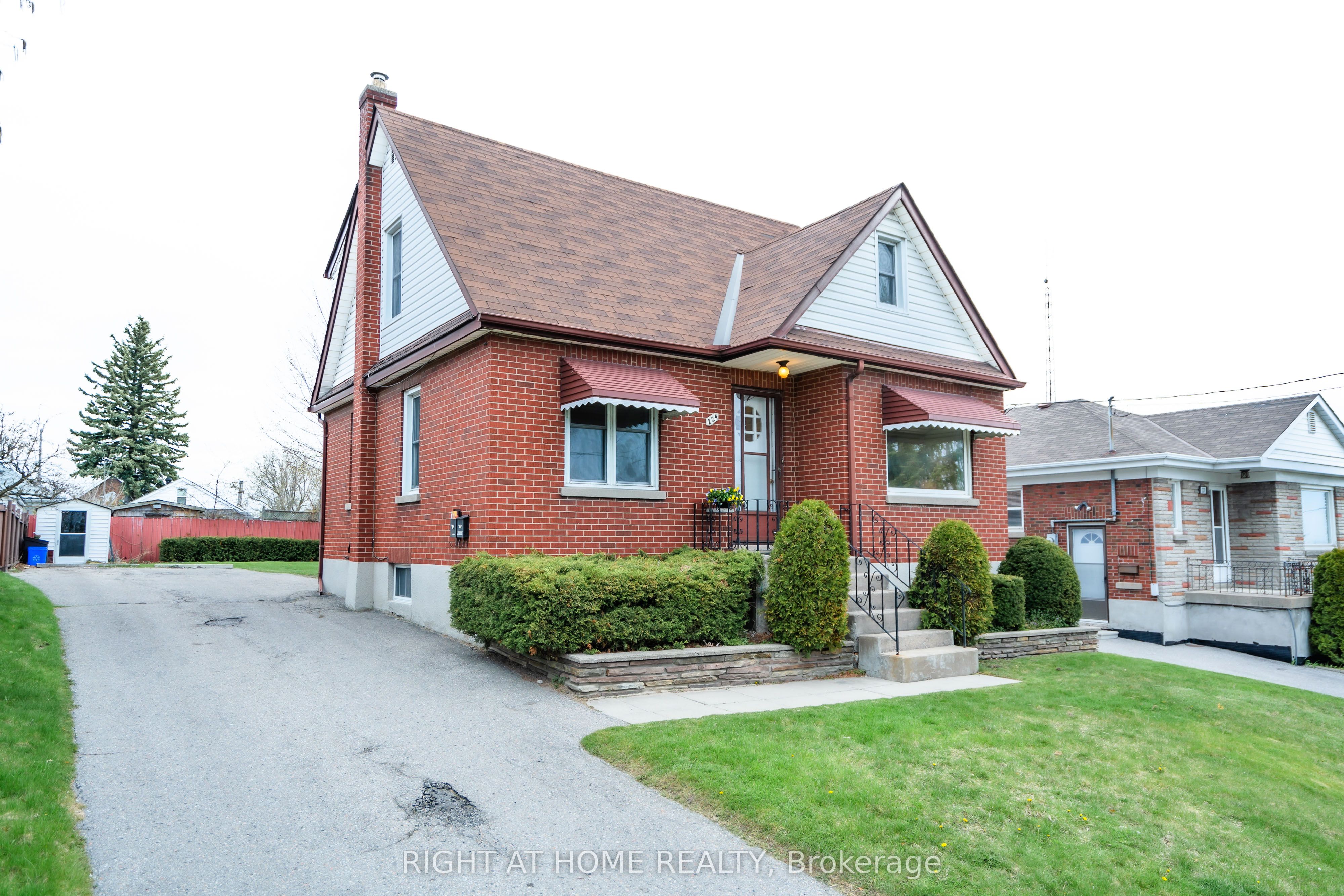 Additional image 2 of 2nd floor-224 College Avenue, Oshawa, ON, L1J 1R7