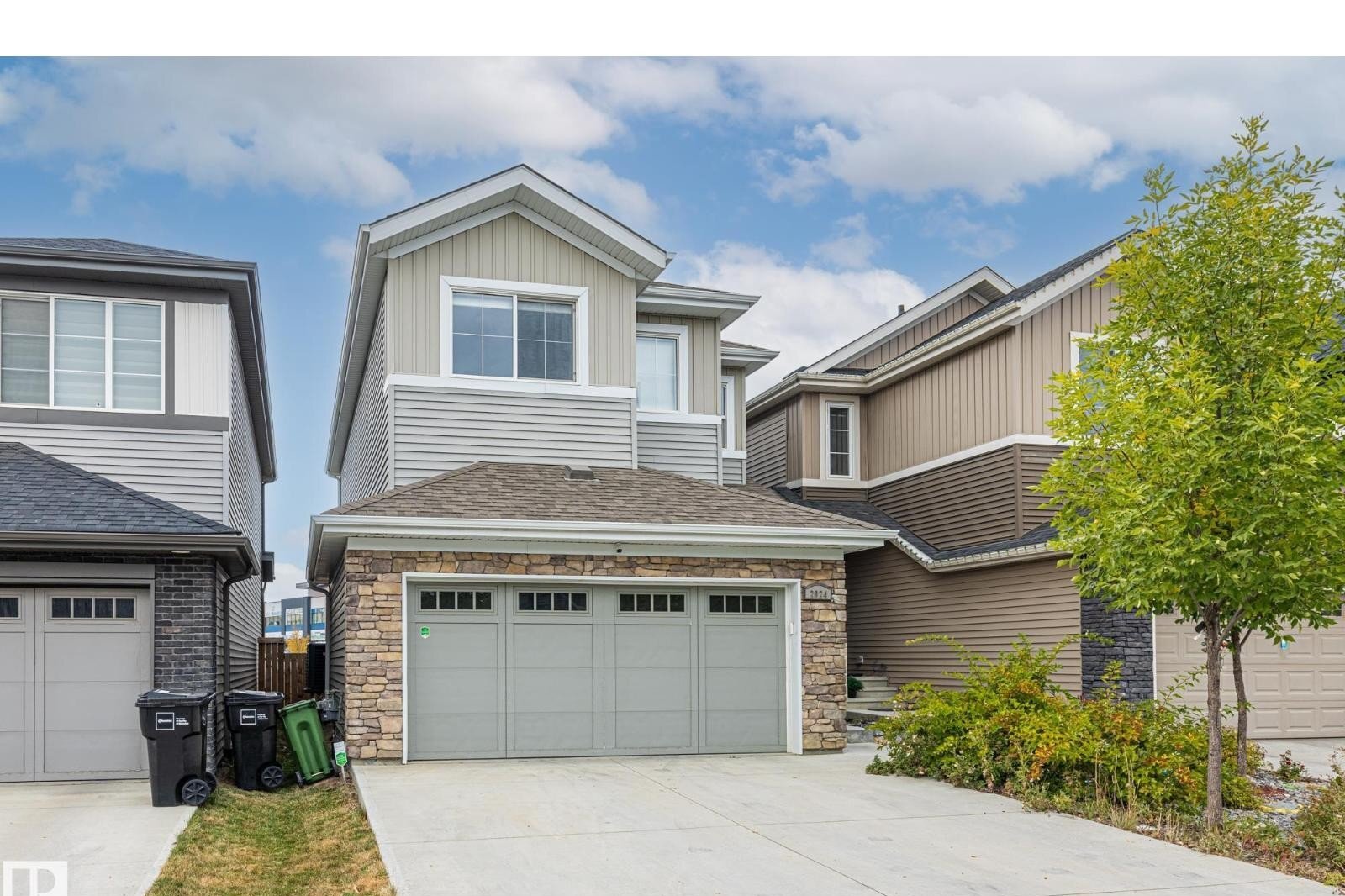 Additional image 8 of 2024 160 Street SW, Edmonton, AB, T6W4E7