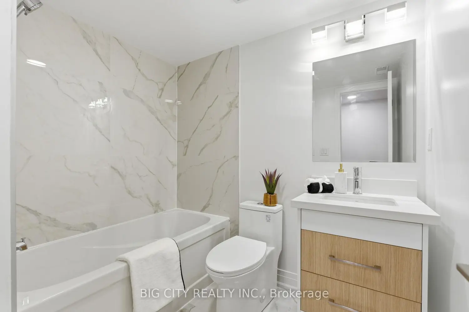 Additional image 15 of 68 Westholme Avenue 2