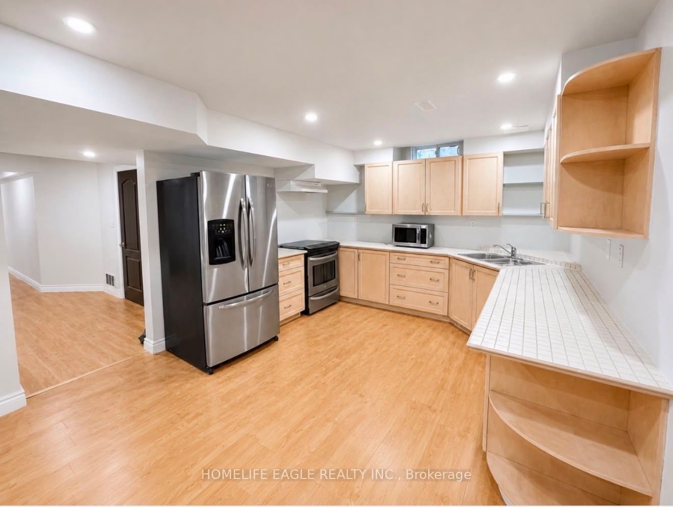 Additional image 4 of 37 Newbridge Avenue, Richmond Hill, ON, L4E 3Z9