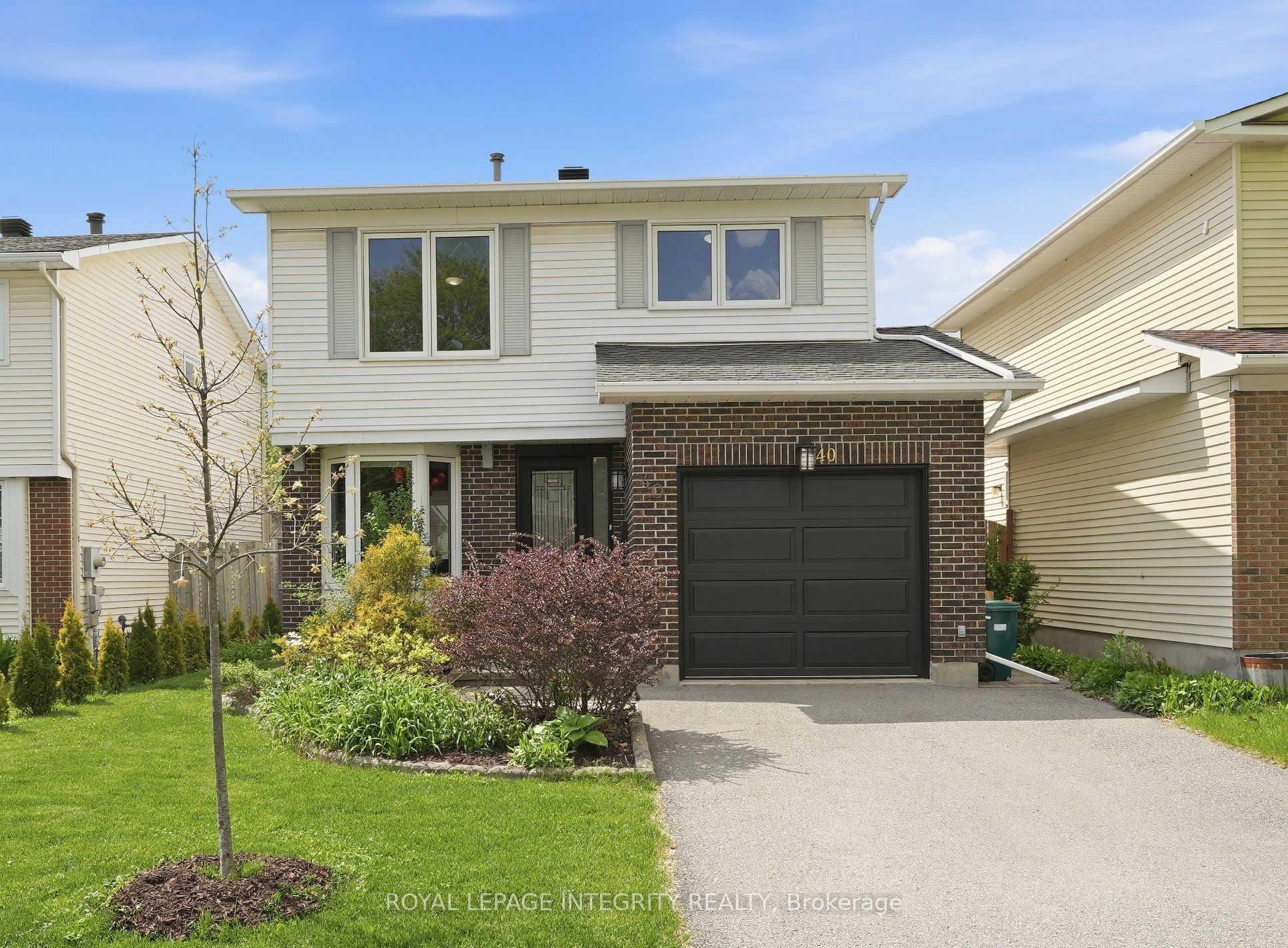40 Barra Avenue, Ottawa, ON, K2L 2S1