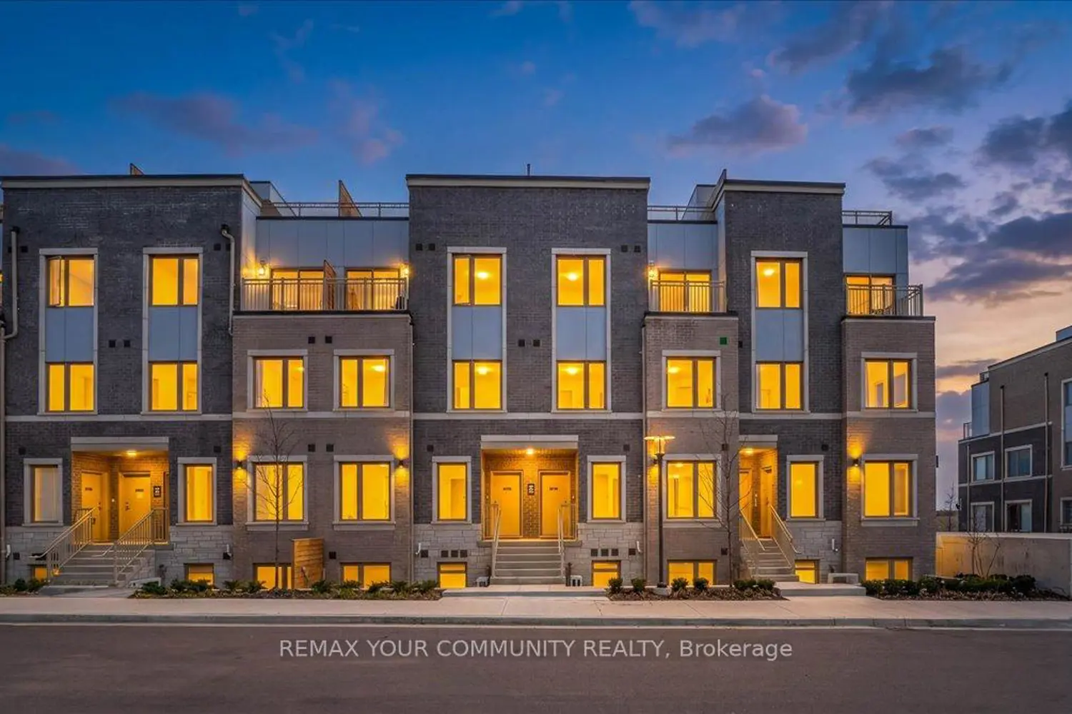 130 Honeycrisp Crescent 311
