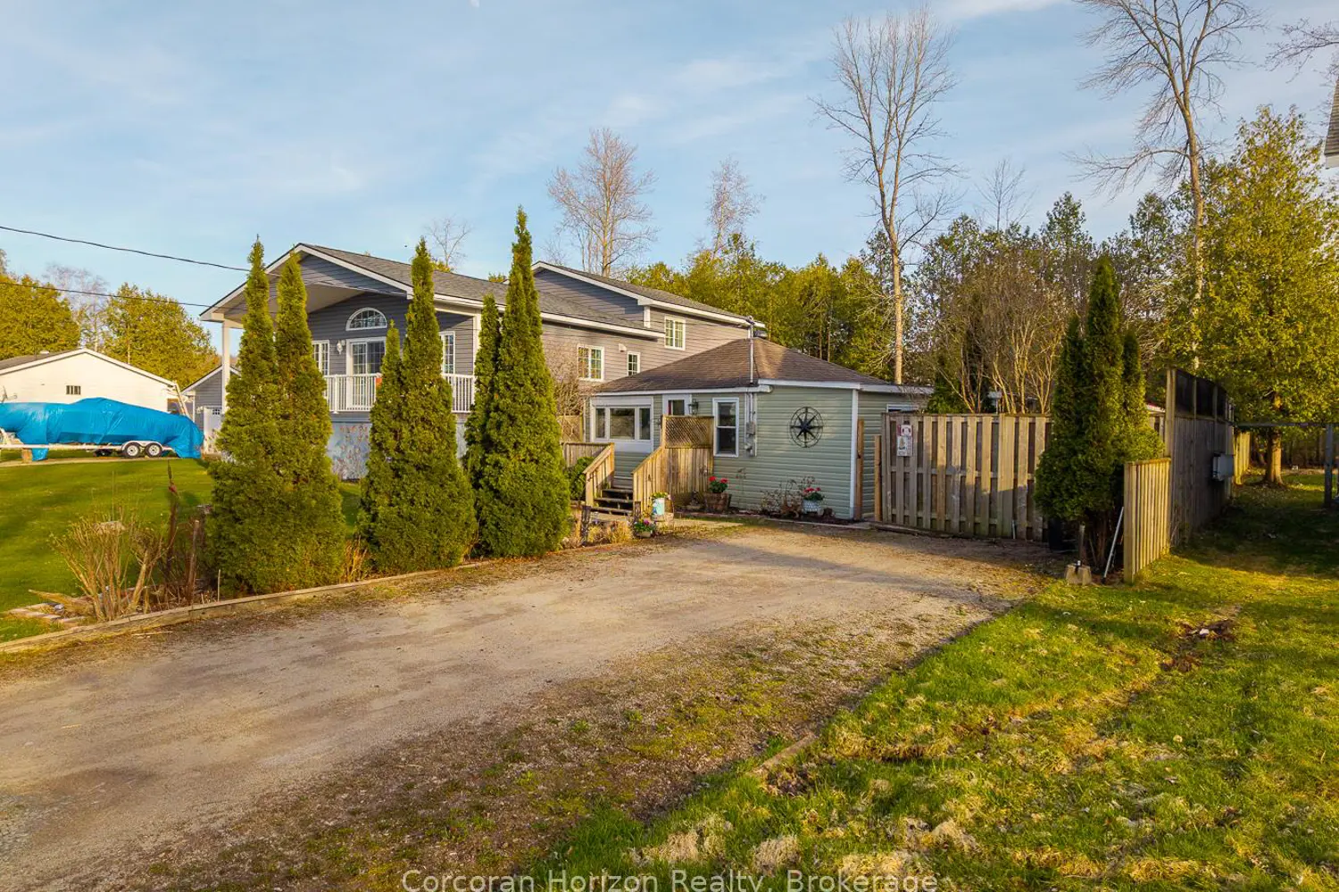 555 O'leary Lane photo 2