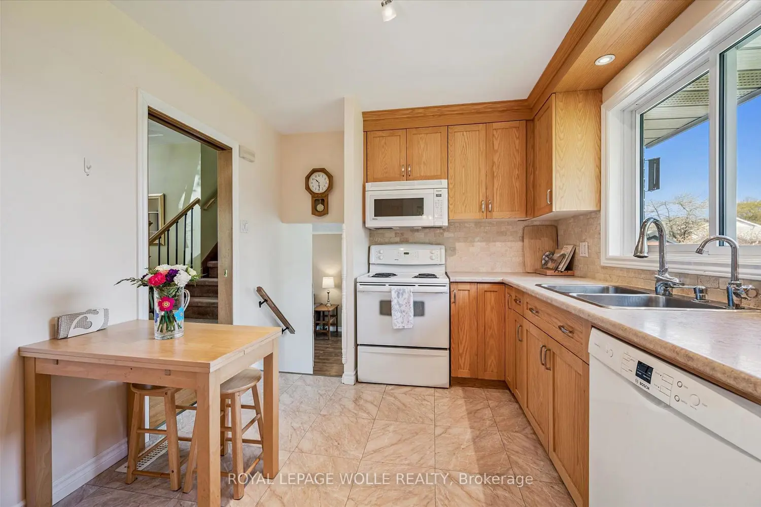 Additional image 15 of 39 Charlotte Crescent