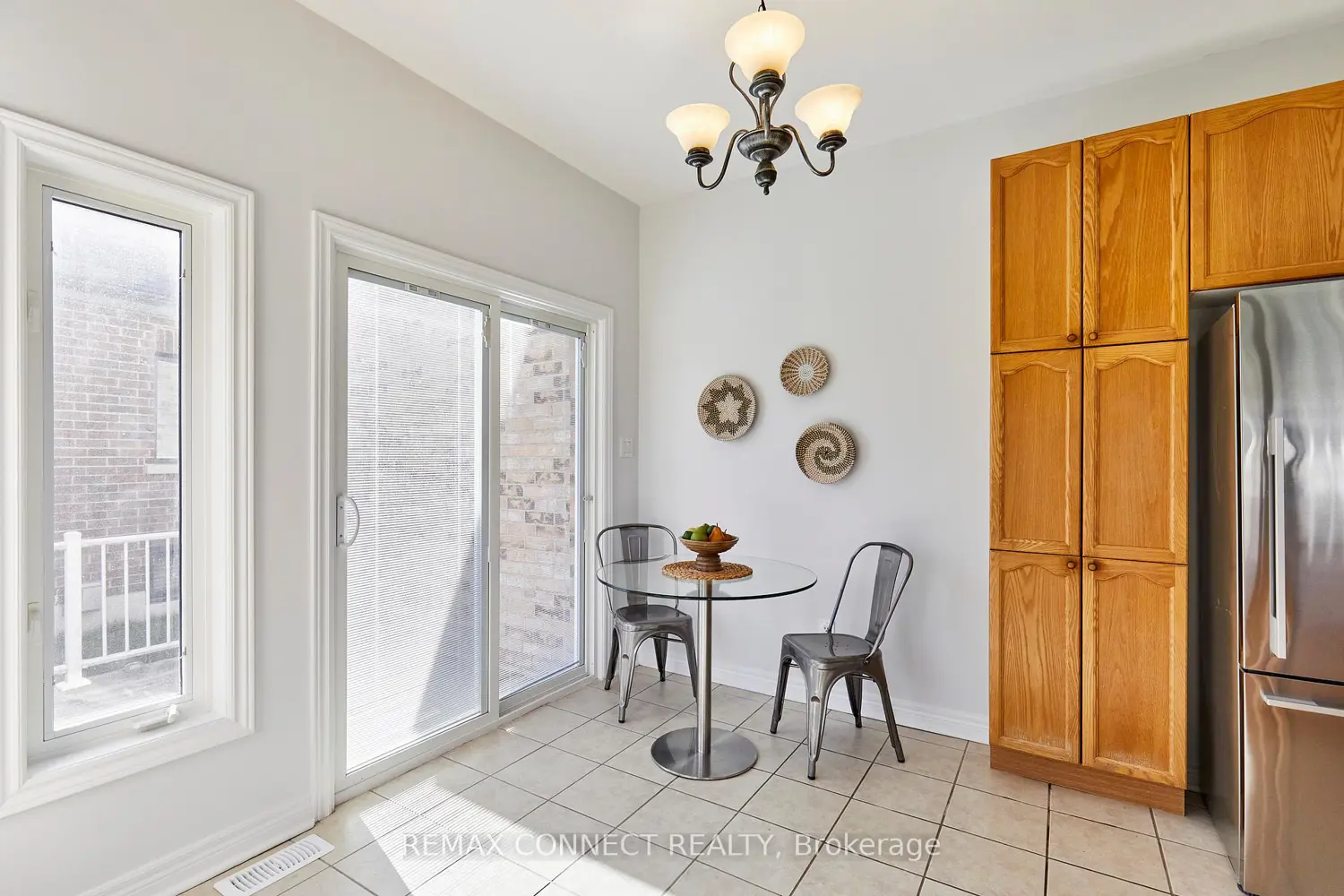 Additional image 12 of 304 Waterbury Crescent