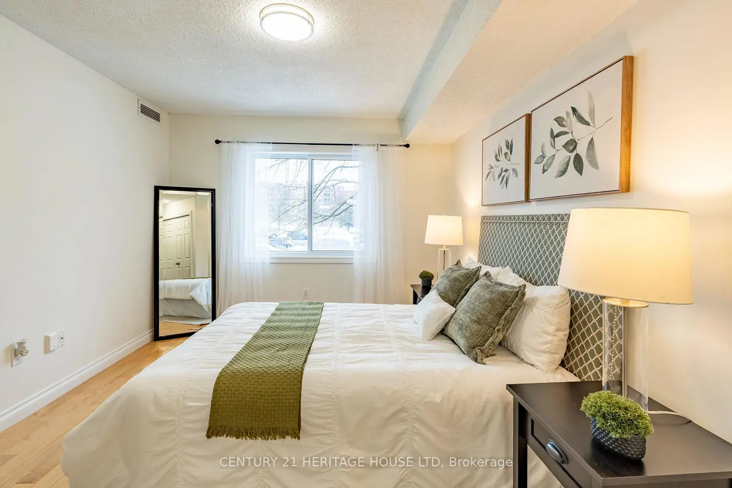 Additional image 12 of 15 Hofstetter Avenue 208