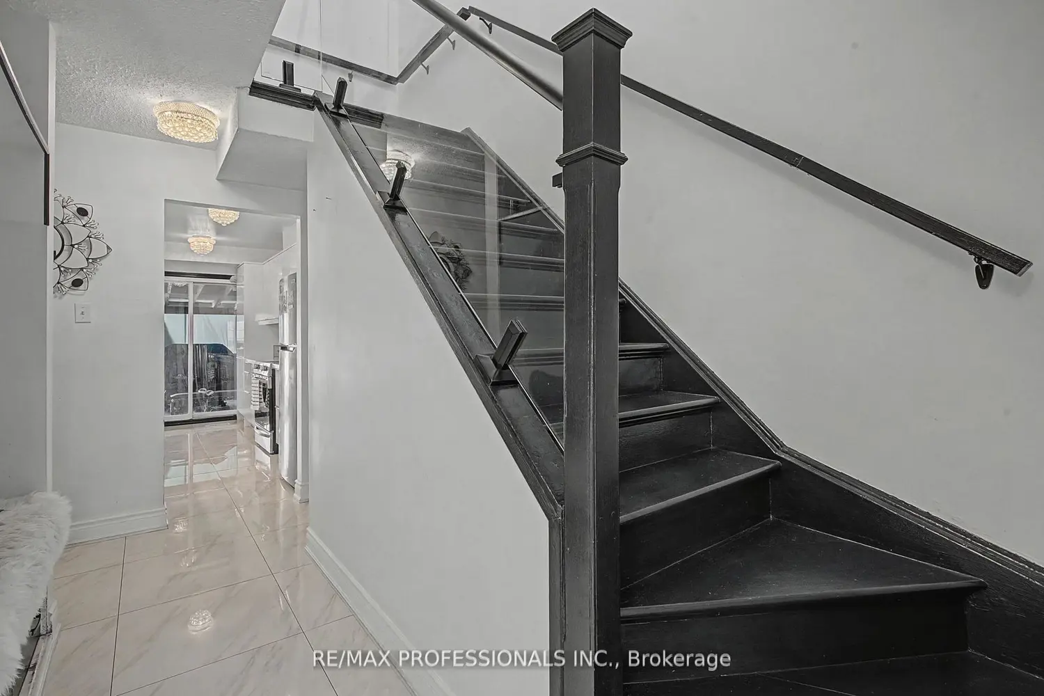 Additional image 5 of 180 Royal Salisbury Way