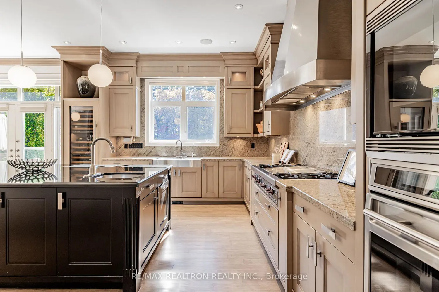 Additional image 15 of 423 Paradelle Drive